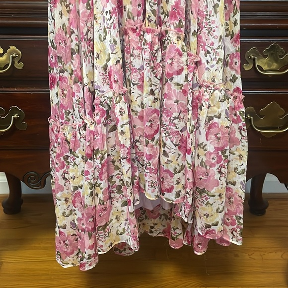 New ASTR Primrose Floral Stappy Back Maxi Dress size Small - Picture 8 of 16